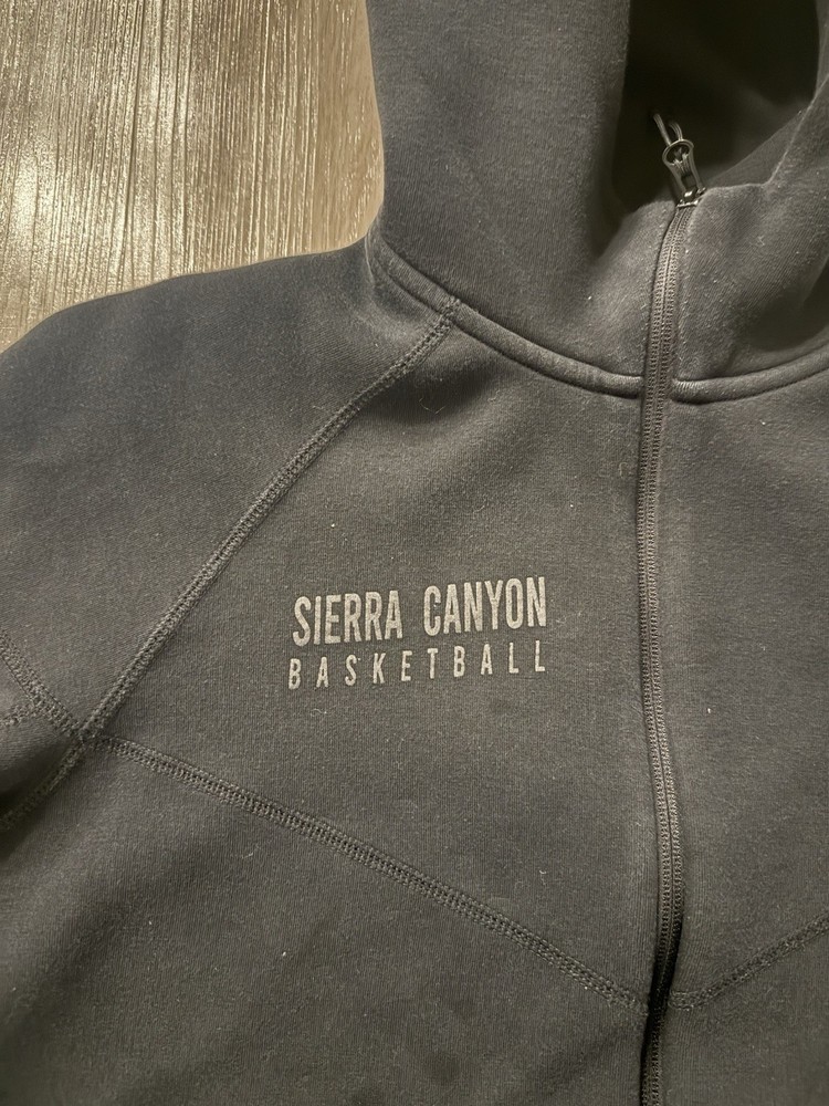 Black Sierra Canyon Nike Tech Size Large