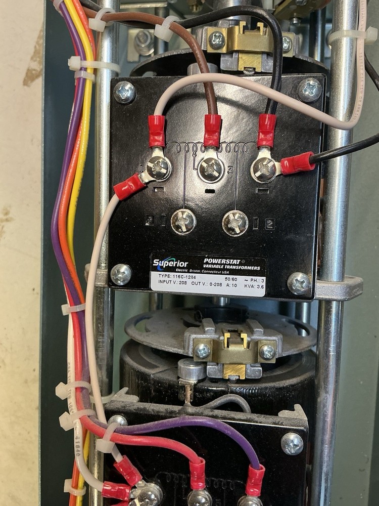 Superior Electric Powerstat Variable Transformer Type 116C-1284 & Enclosure