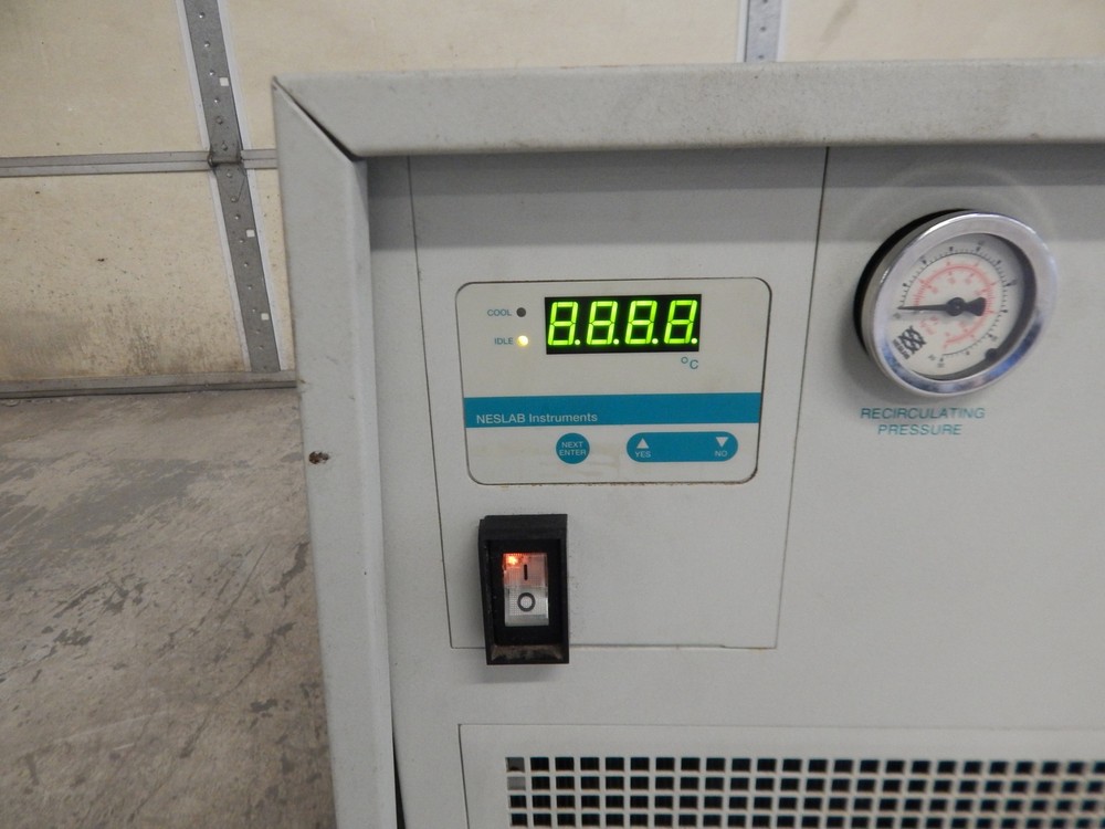 NESLAB CFT-33 REFRIGERATED RECIRCULATING CHILLER (#4575)