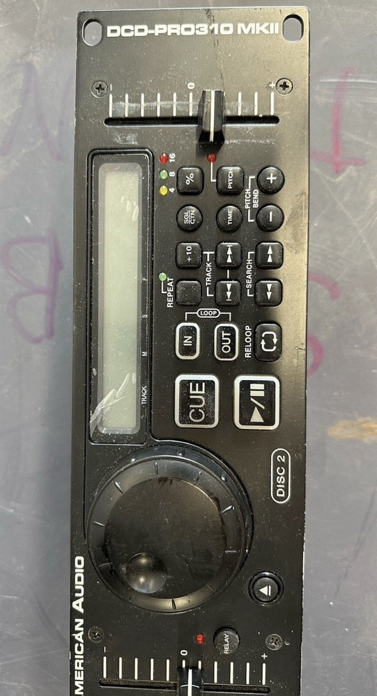 American Audio DCD-Pro 310 MKII Controller DJ