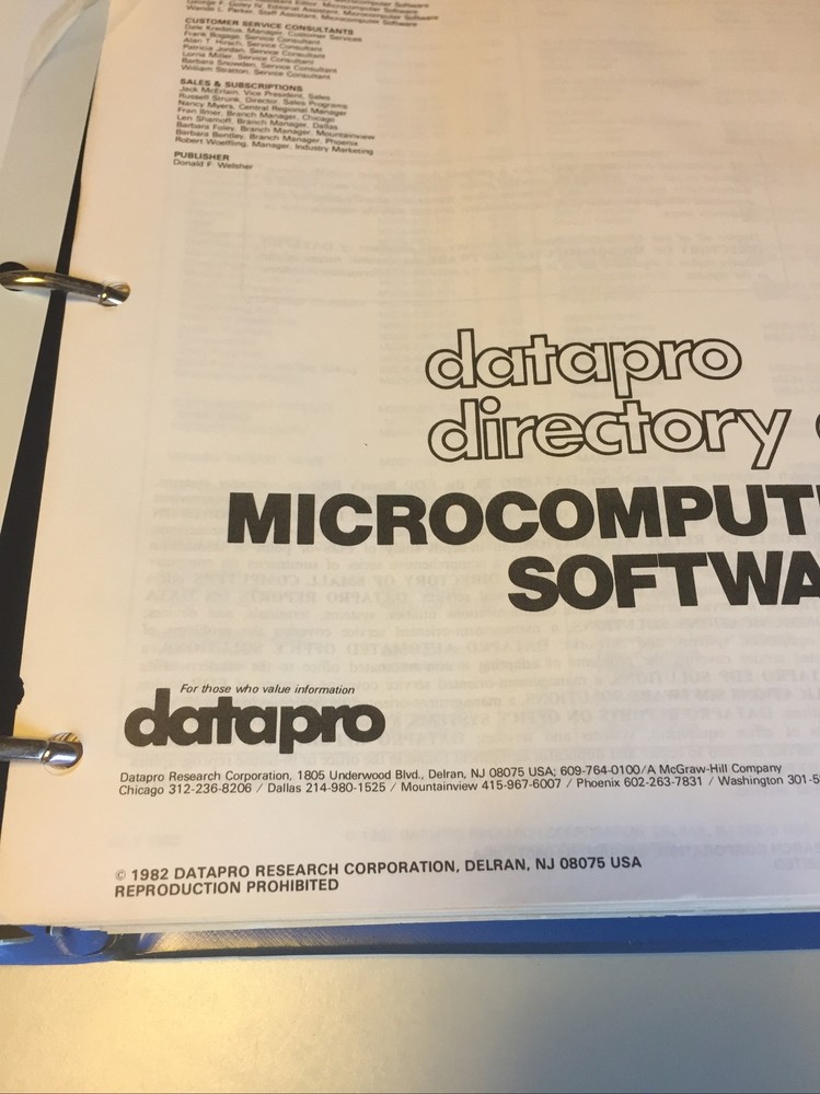 Vintage 1982 DATAPRO Directory Of Microcomputer Software Binder 1 & 2
