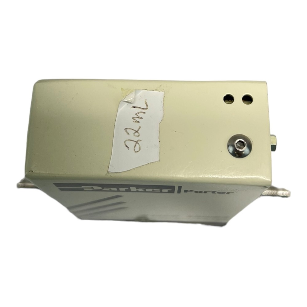 PARKER PORTER DIGITAL LIQUID FLOW CONTROLLER D2000IDC065V 22ML/MIN TEOS