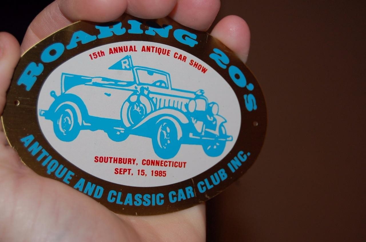 1985 Vintage Antique Car Club Roaring 20's Southbury Ct. Brass Dash Plaque Sign