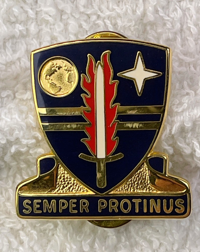 Original:   409th Support   Bde.  DI / DUI / crest  CB  101825(unlisted)    70