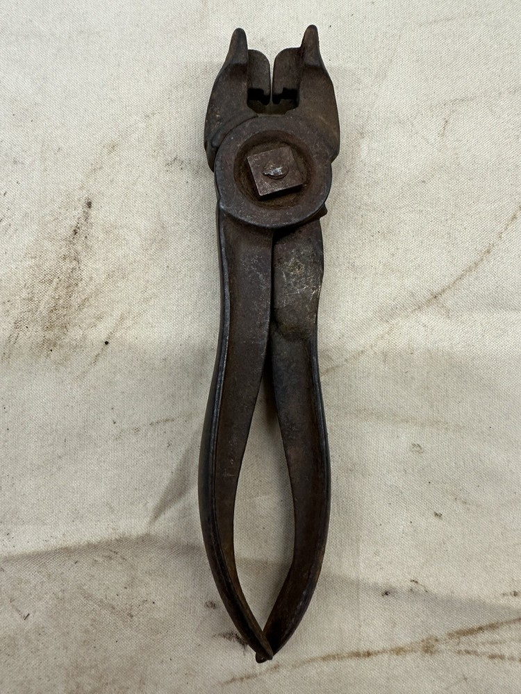 Vintage HOG RING Pliers?