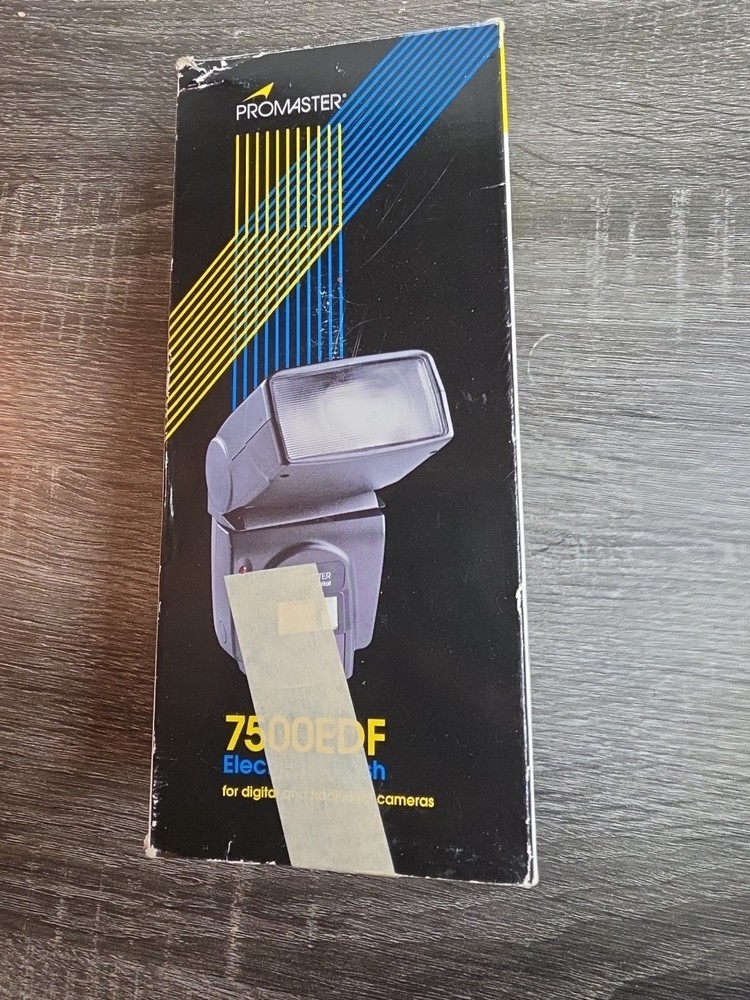 ProMaster7500EDF Digital Electronic Flash for Pentax Exelent