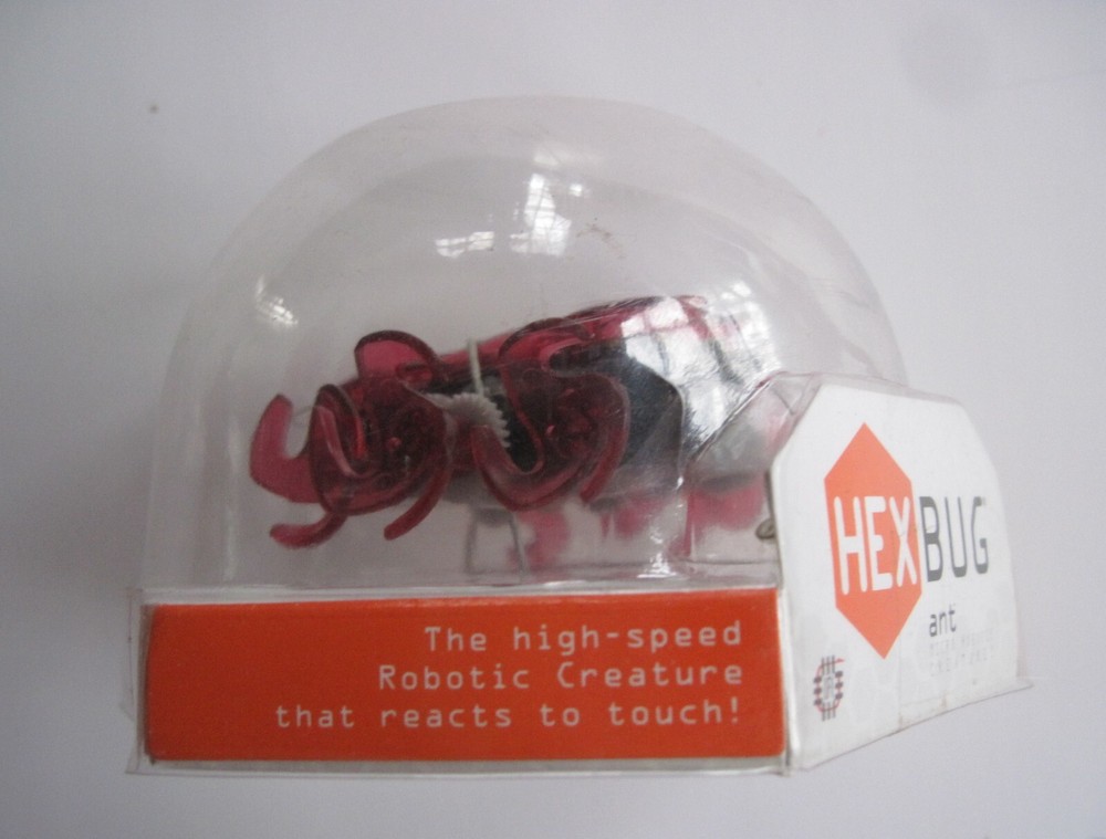 Innovation First HEXBUG Fire Ant Micro Robotic Creature Bug 401-1363 Red NIB