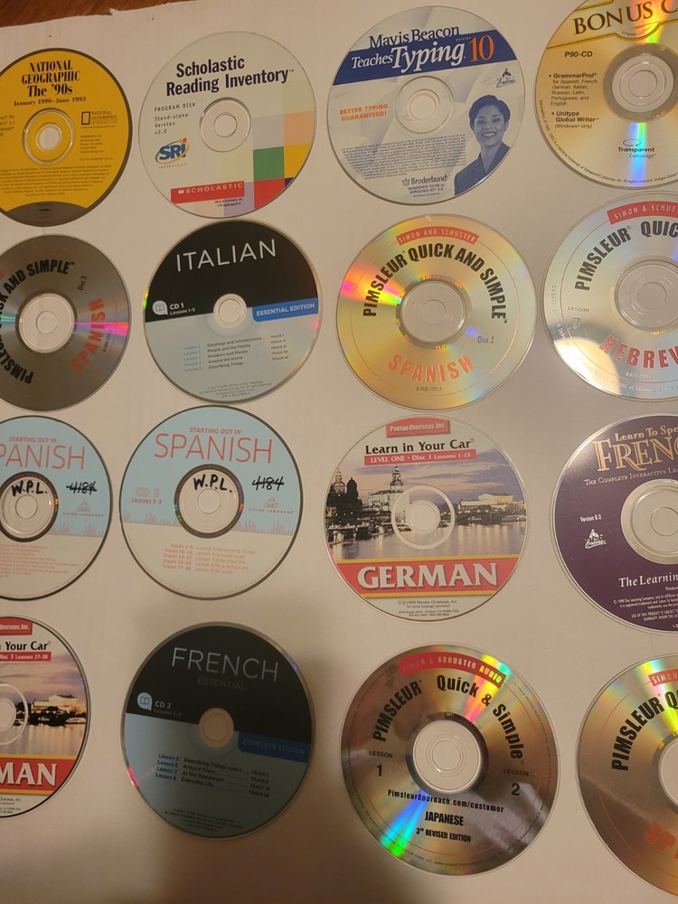 28 - Loose PC & CD Lot Various Language, Learning Typing & More ALL PHOTOGRAPHED