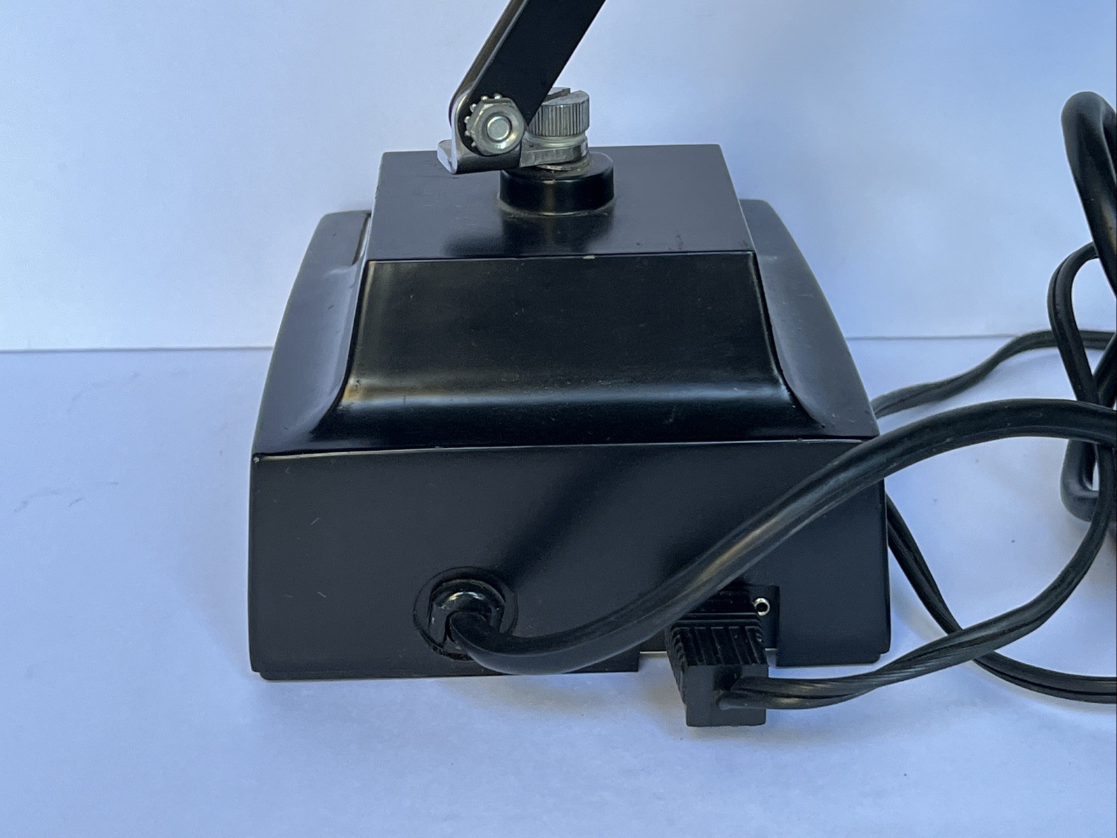 Bausch & Lomb StereoZoom 4 0.7x-3x Microscope 20x wf eyepiece & Illuminator