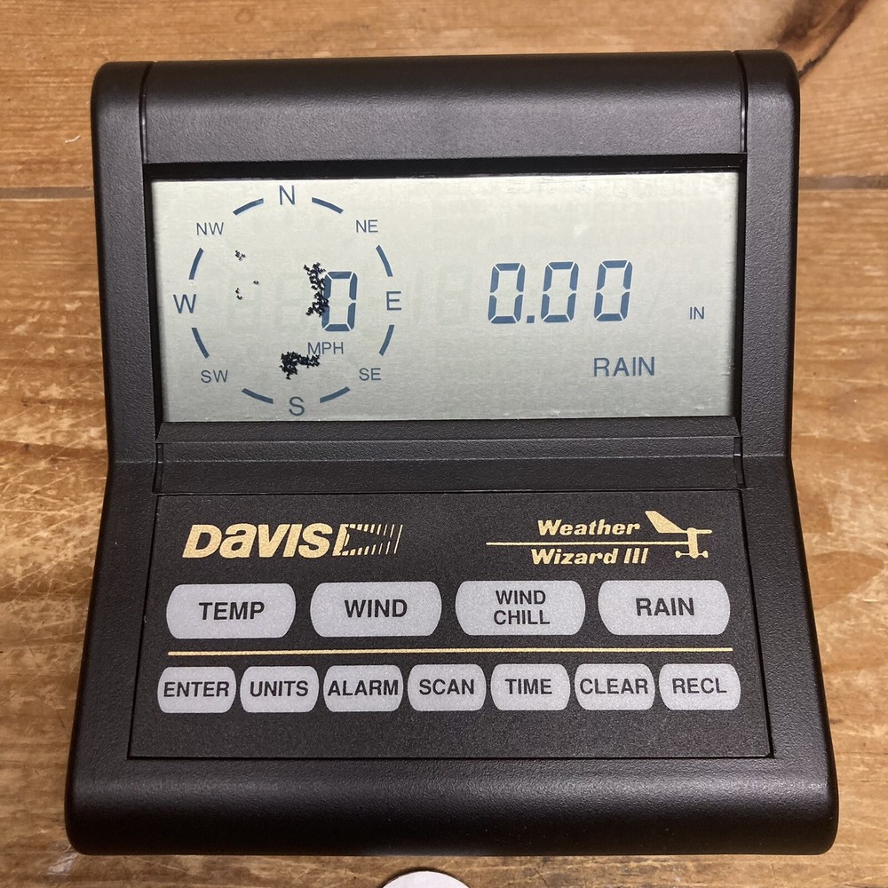 Davis Instruments Weather Wizard III 7425 Display only. ** HAS SCREEN ISSUE**