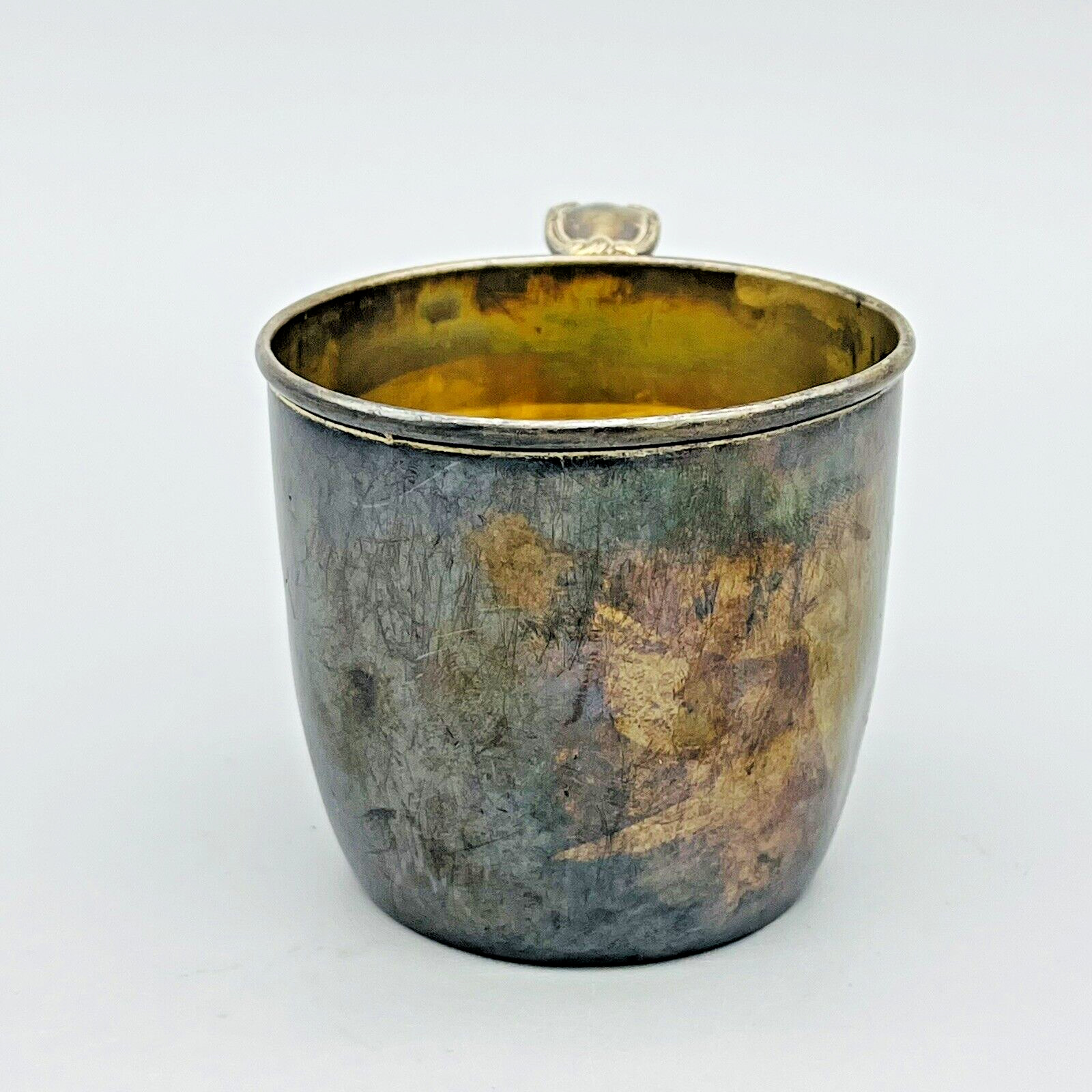 VTG Baby Cup "KEVIN" International Silver-Reflection Pattern Tarnish Patina