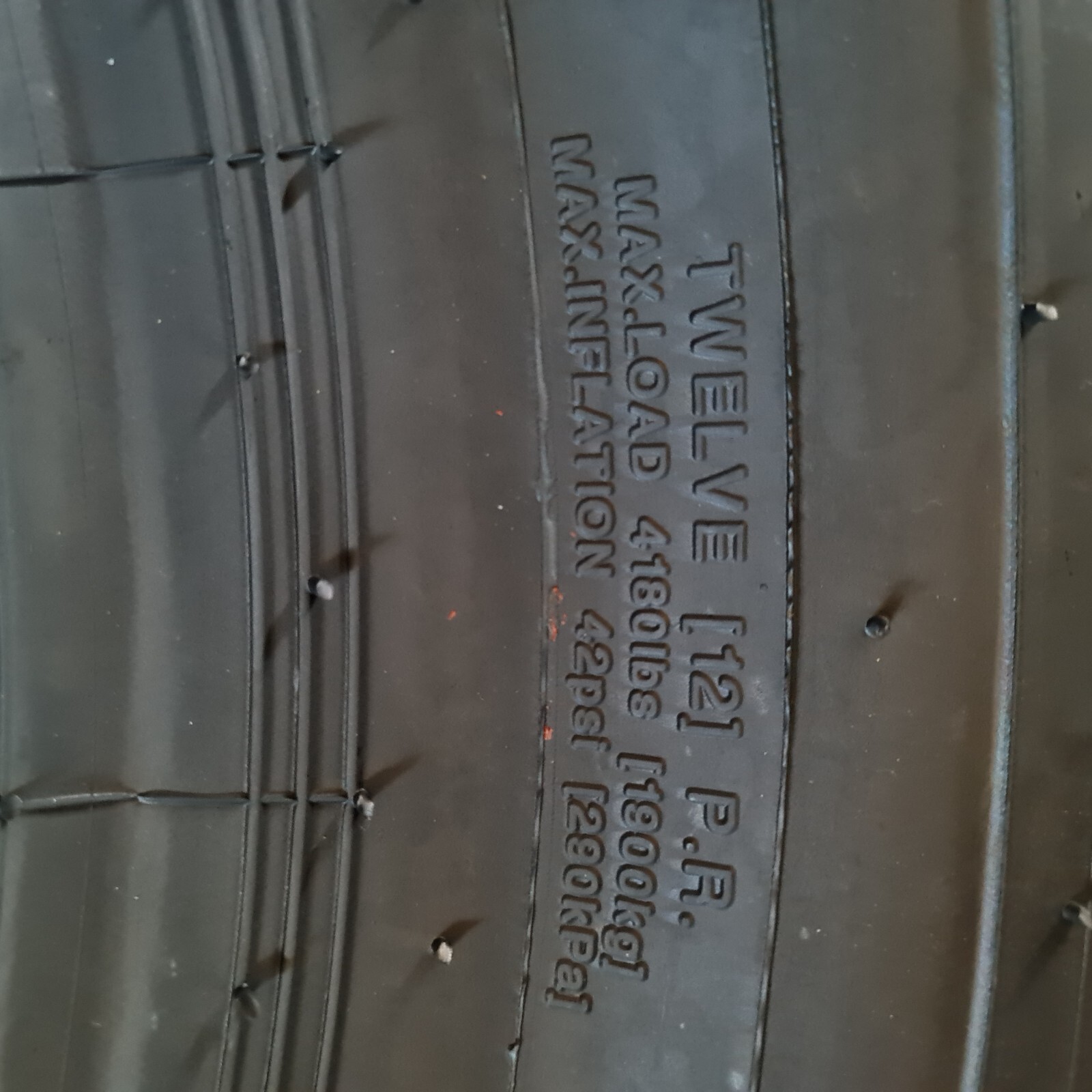 13.6x28 (2 TIRES + 2 TUBES) NEW ROAD CREW R1 13.6-28 12 PLY 13628 HIGH QUALITY