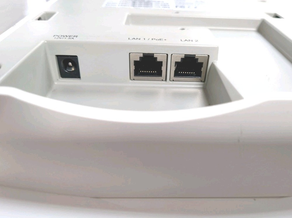 Pakedge WK-1 Wireless Access Point Dual Band