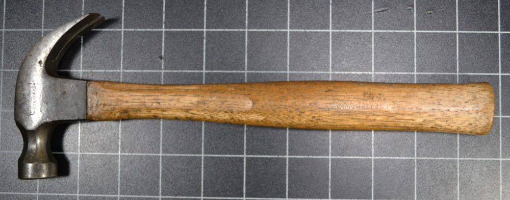 CRAFTSMAN - VANADIUM CLAW HAMMER - ORIGINAL MARKED HANDLE
