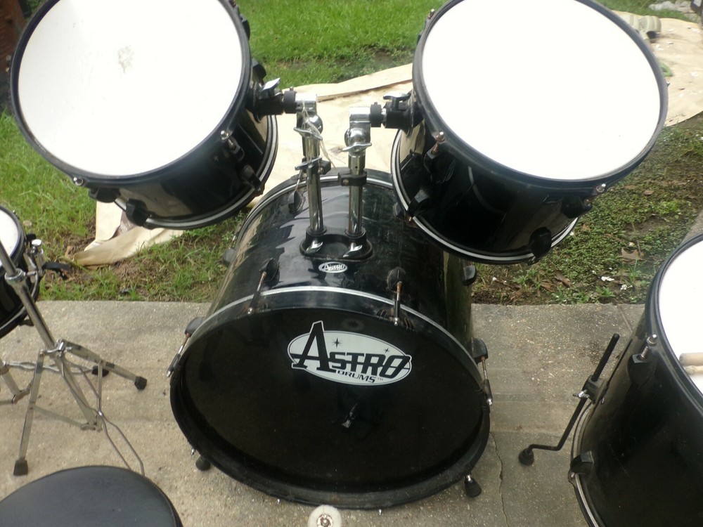 Astro Floor Drum Set RARE! PICK UP ONLY