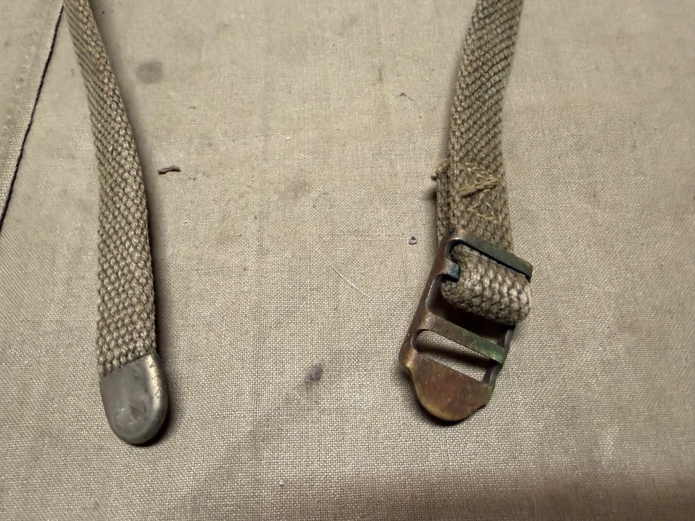 ORIGINAL WWII US ARMY AIRBORNE PARATROOPER EQUIPMENT LEG STRAP