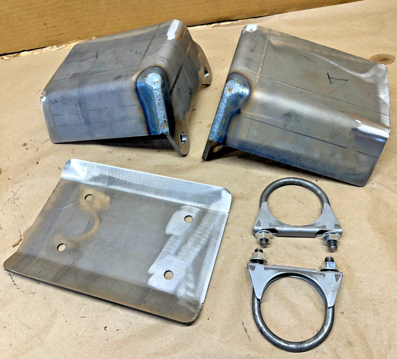 Mini Excavator Track Drive Motor Line Guard Front Ram Chinese 1 Ton Cover China