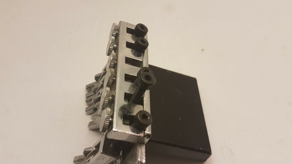 1984 DOUBLE EAGLE FLOYD CLONE FRT 4 TREMOLO