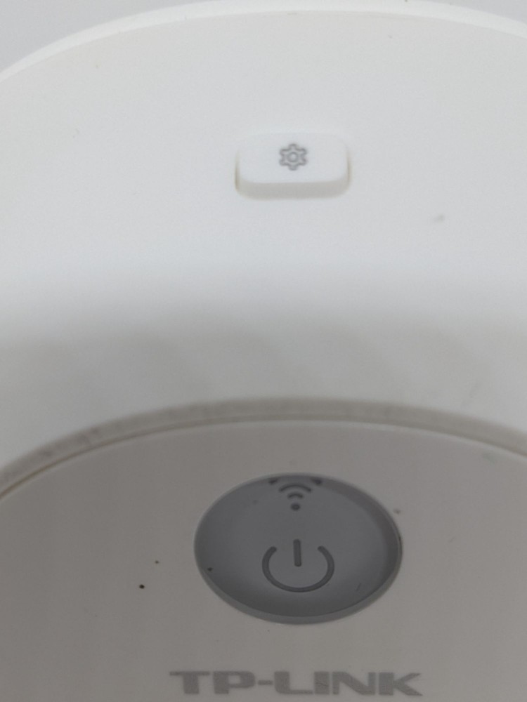 TP-Link HS100 Wi-Fi Smart Plug Google Assistant Alexa Compatible