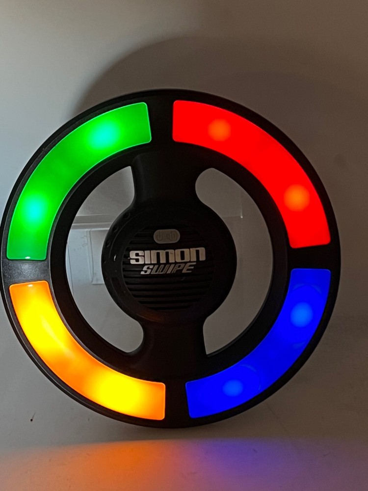 Simon Swipe Electronic Handheld Game Working Habro 2013 Tested Working