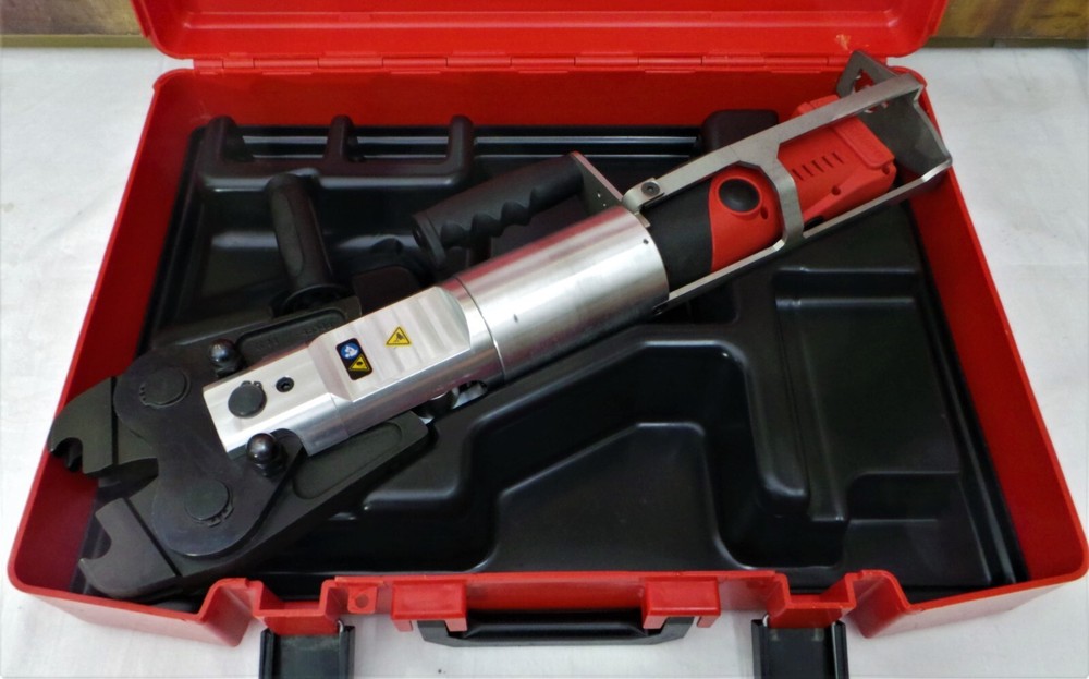NOVA PRESS ACO401 Battery Pressing Tool with Case.