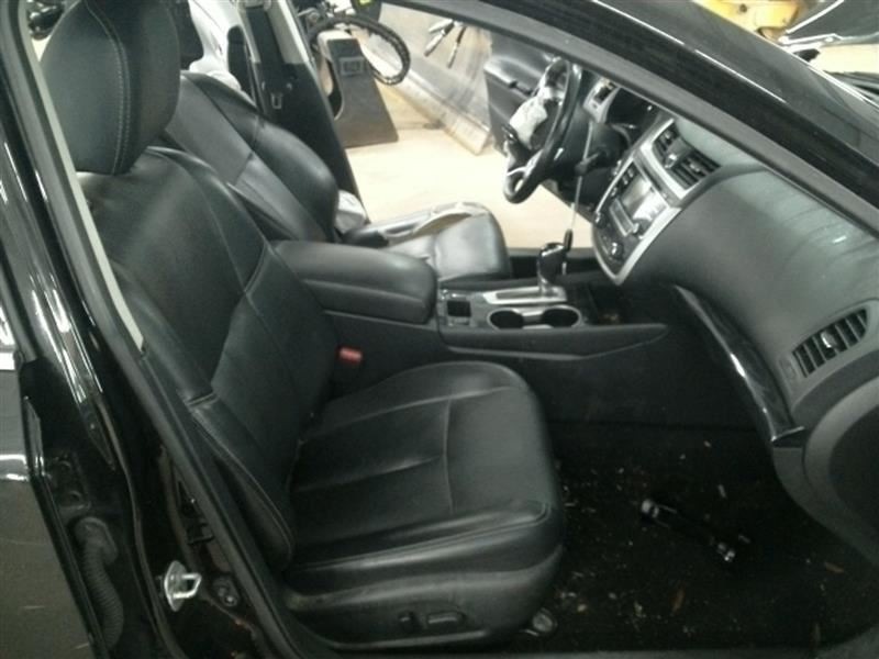 ALTIMA 2017 High Mounted Stop Light 104658355