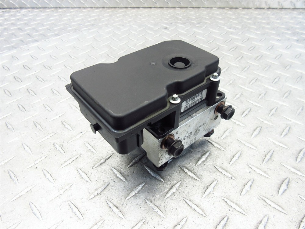 2014 12-14 Ducati Monster 696 ABS Pump Control Unit Module OEM