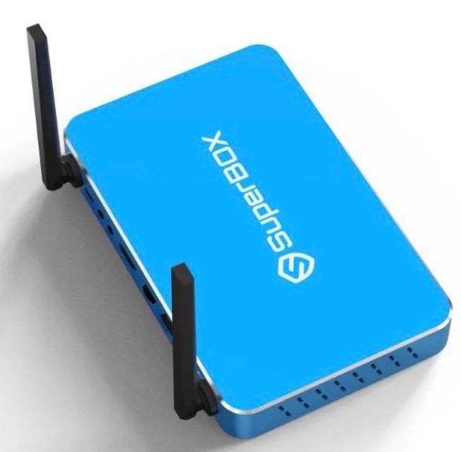 SUPERBOX S7 MAX Streaming Media Player Bundle