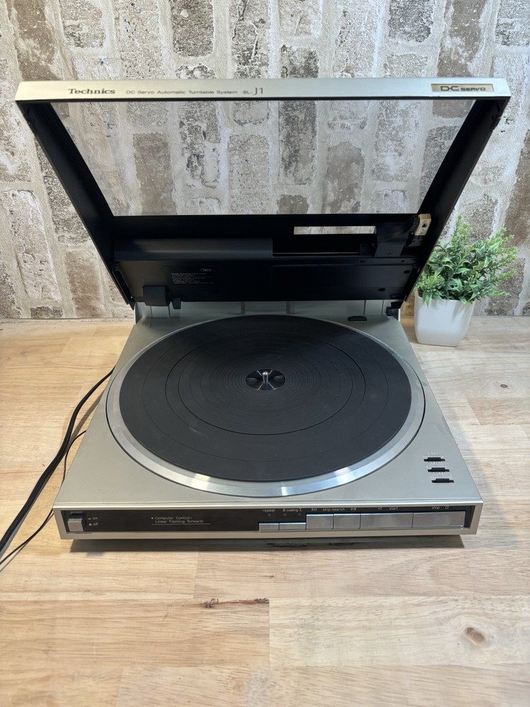 ⭐️Technics Sl-j1 Dc Servo Automatic Tangential Tracking Turntable⭐️Needs Belt⭐️