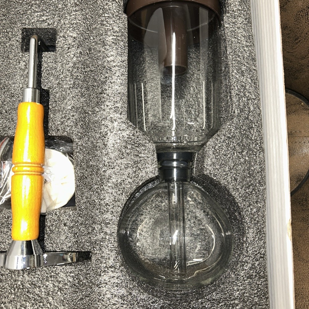 Coffee Siphon Brews 5 cups