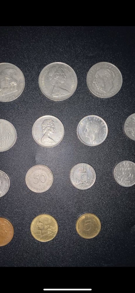 Lot of 20 Random Coins