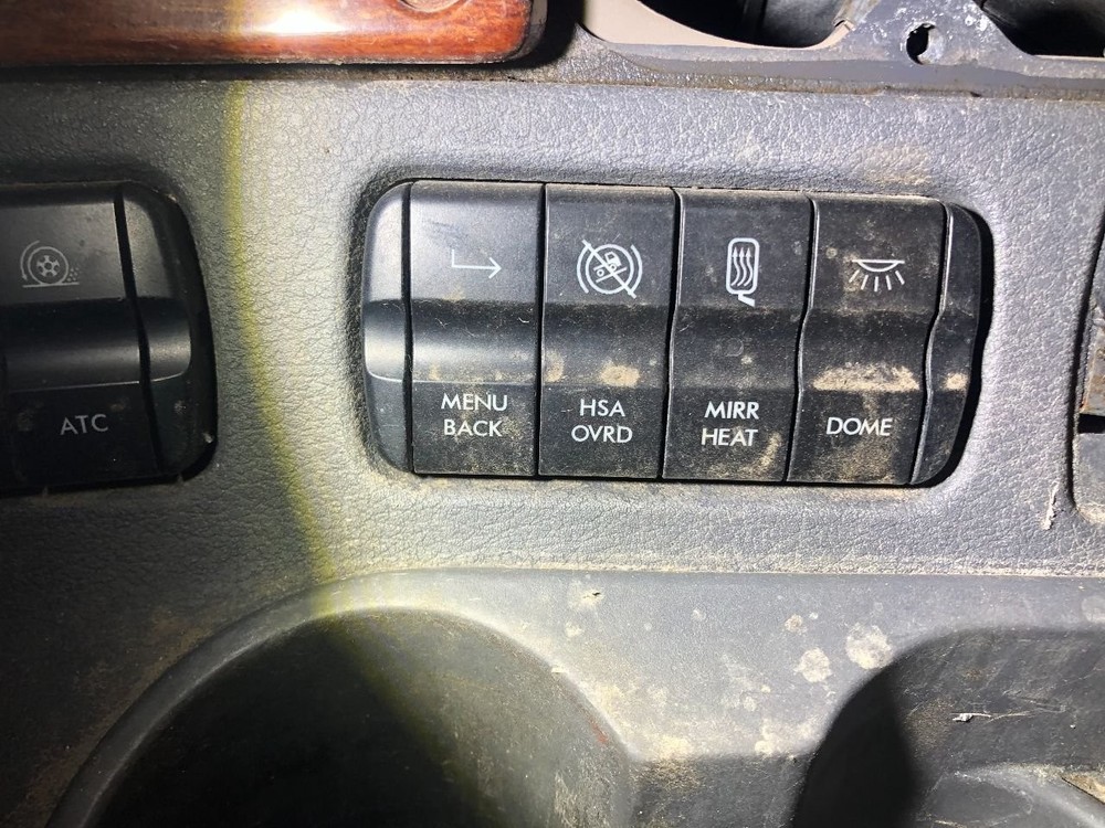 2008-2021 Freightliner CASCADIA SWITCH Dash Panel - Used