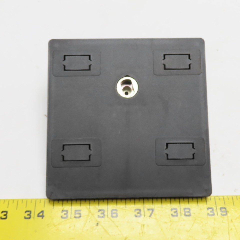 Schmersal NDW Mounting Plate Drive Adapter Square Shaft