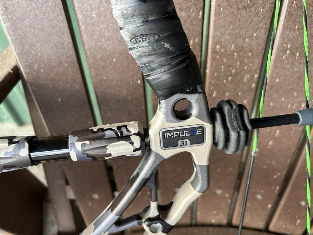 Elite Impulse 31 Kuiu 28.5” Draw 65lbs