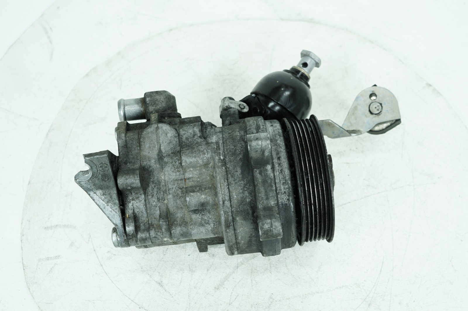 02-06 BMW 745LI 645CI 545I OEM 4.4L Dynamic Power Steering Control Pump 5078