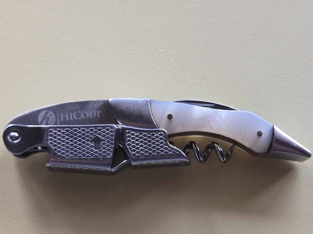 HiCoup Foldable Cork Screw Knife