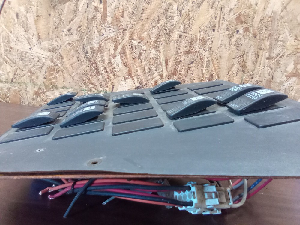 Freightliner Thomas School Bus Dash Panel & Switches