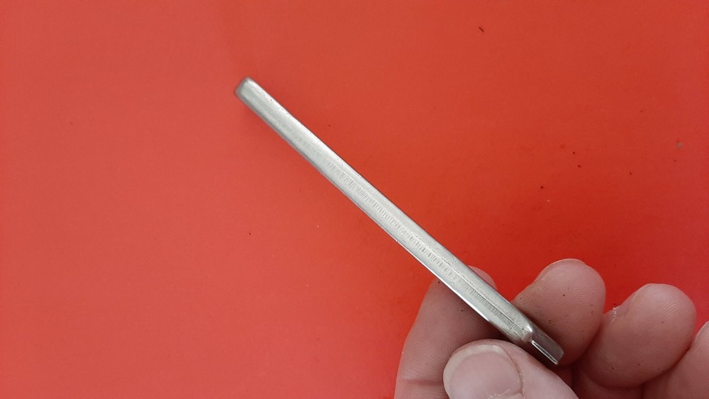 Snap-on Tools USA 020 Offset 4" Long Offset Flat Head Slotted Tip Screwdriver