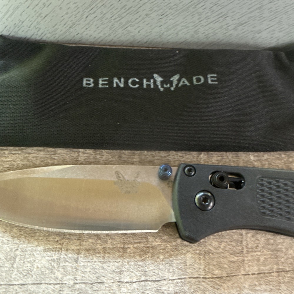 Bugout* 535 Black S30V AXIS Lock EDC Stainless Blade Authniticity unverified