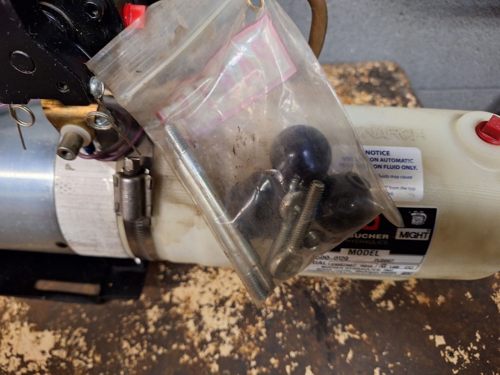 NOS Bucher Dyna-Might M-500-0129 PU5007 12V Hydraulic Power Unit Plow Lift Dump