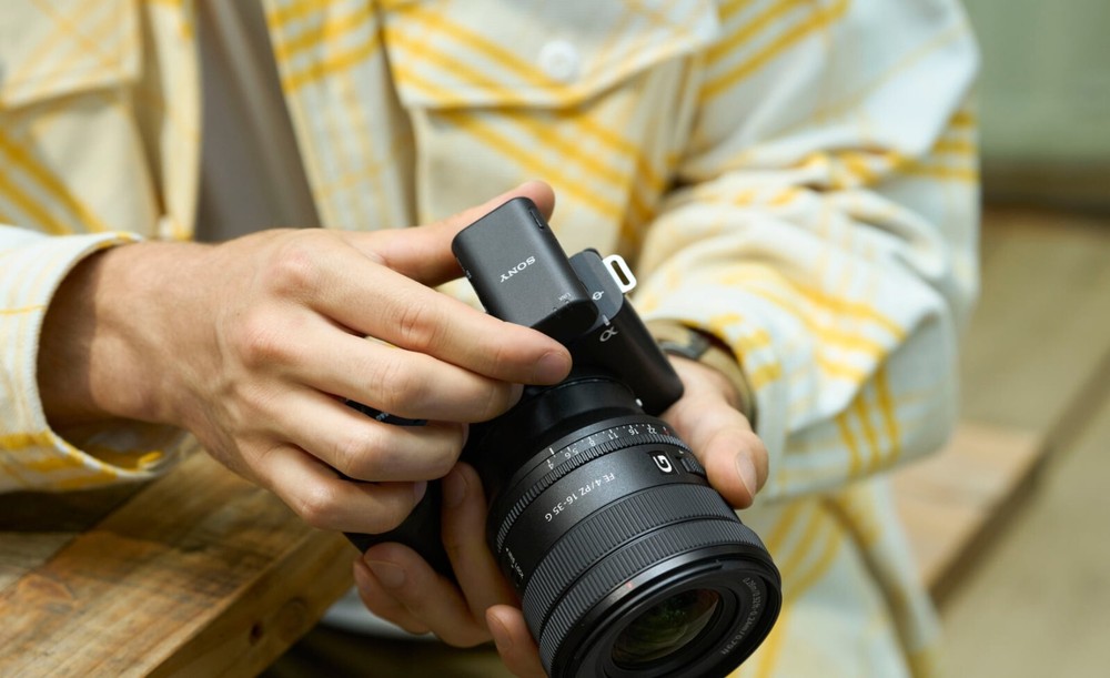 Sony ECM-W3S Single-Channel Wireless Microphone