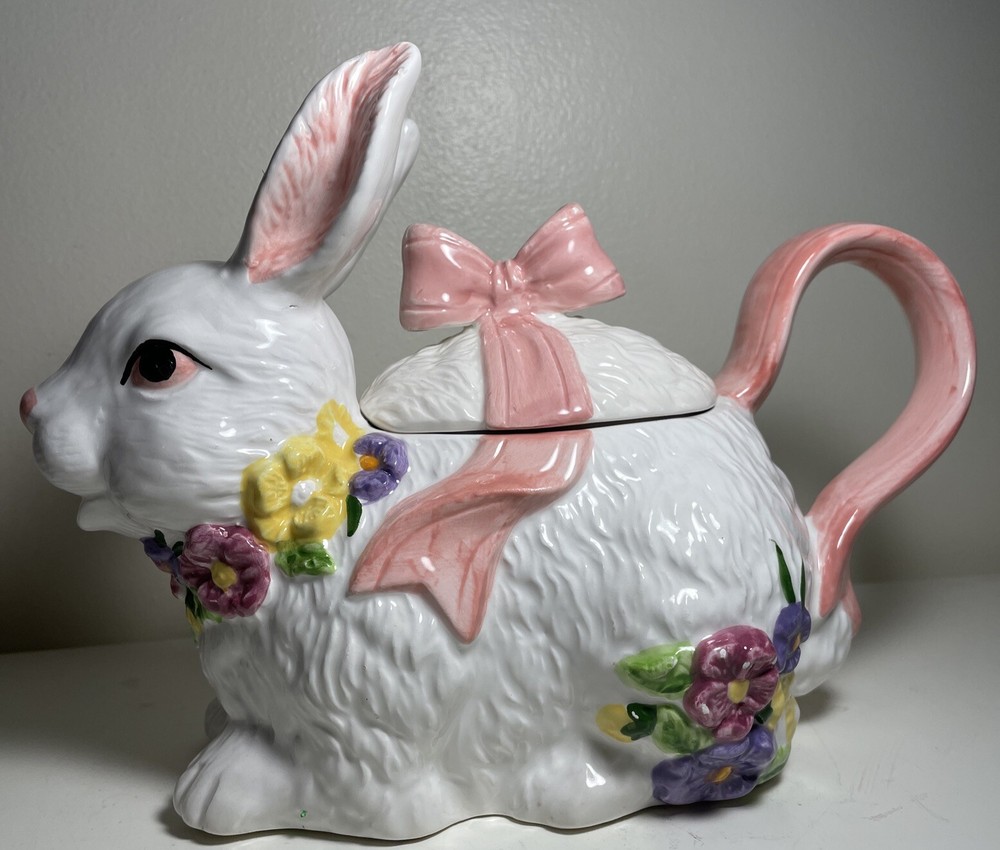 ABC Distributing Rabbit Easter Bunny Spring Teapot 1996 *FLAWS *