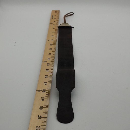 Antique "GRIFFON STROPPER" Leather Strop With Original Box