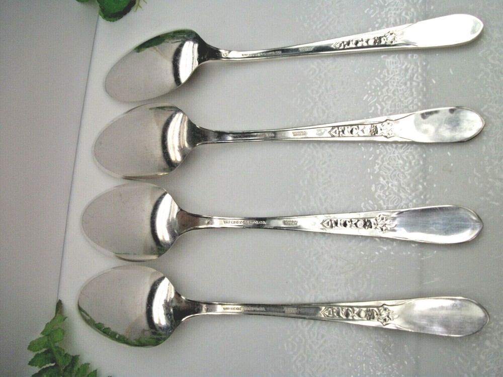4 International Rogers Priscilla LADYANN Silverplate Solid Serving Spoons 1941