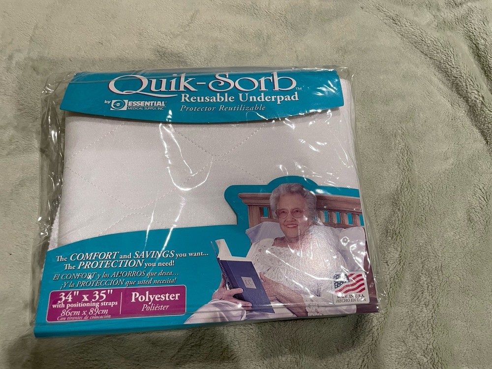 Quick-Sorb Reusable Underpad with Positioning Straps 34" x 35"