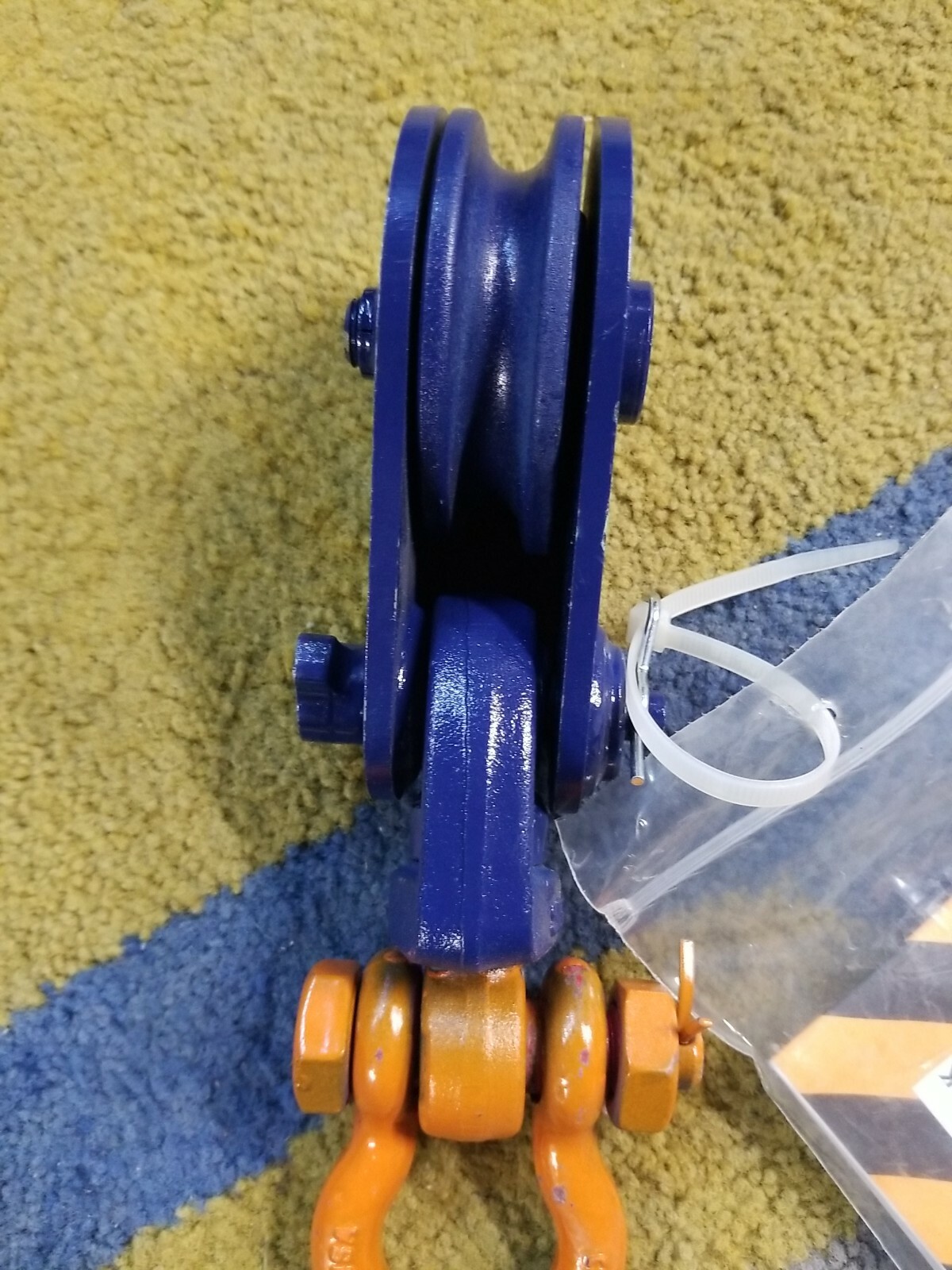 New CROSBY McKissick 2 ton snatch block 109991 w/shackle N-419 3" BB made USA