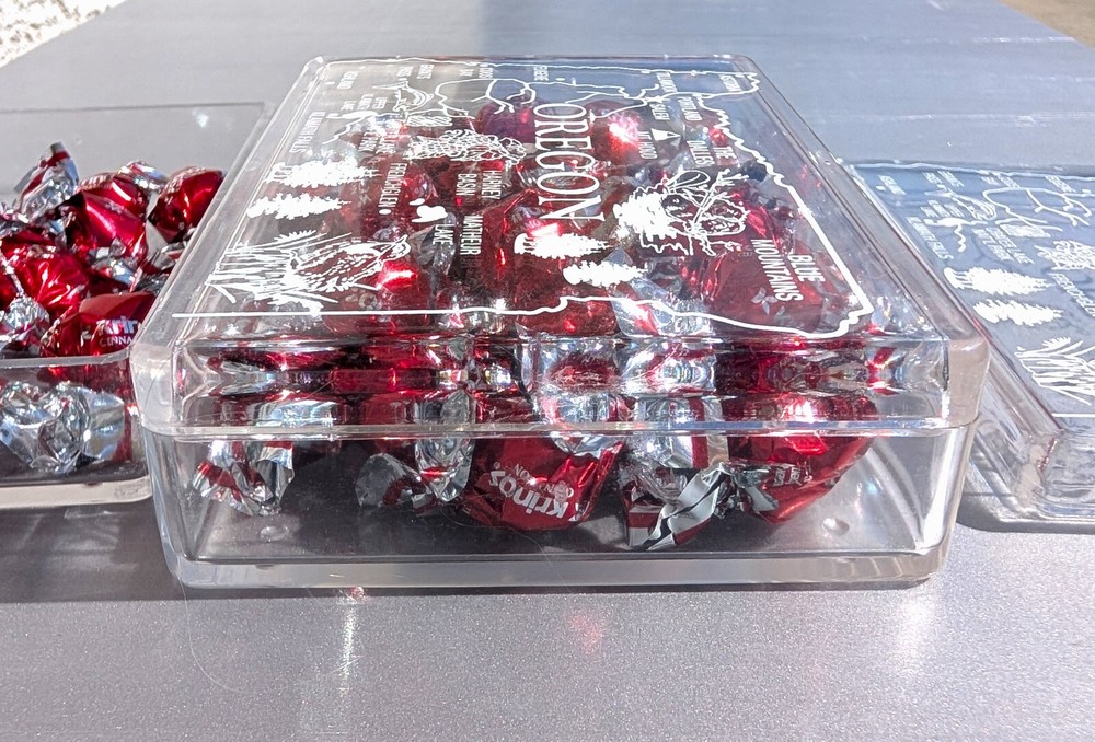 2 Oregon State shaped Containers, clear Acrylic candy container w/ fun Imprint