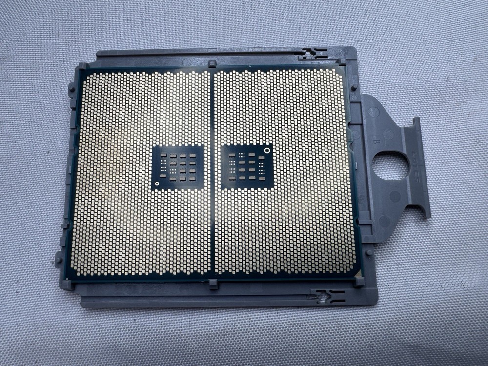AMD EPYC 7543 32 cores Processor CPU 100-000000345