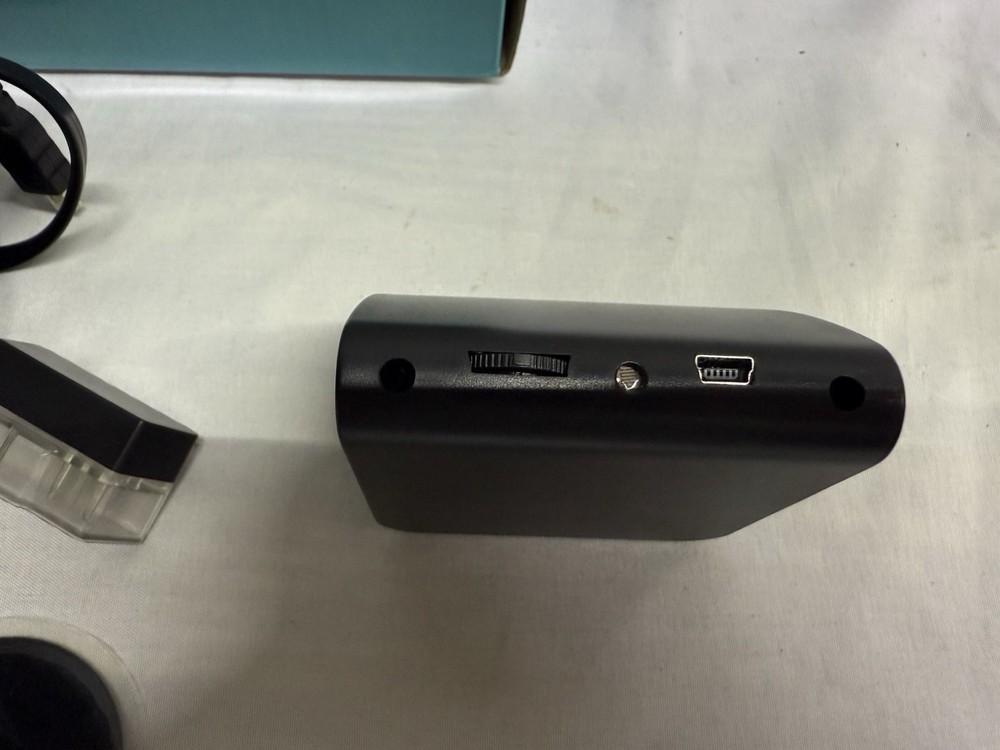 Head-Up Display (HUD) for vehicles