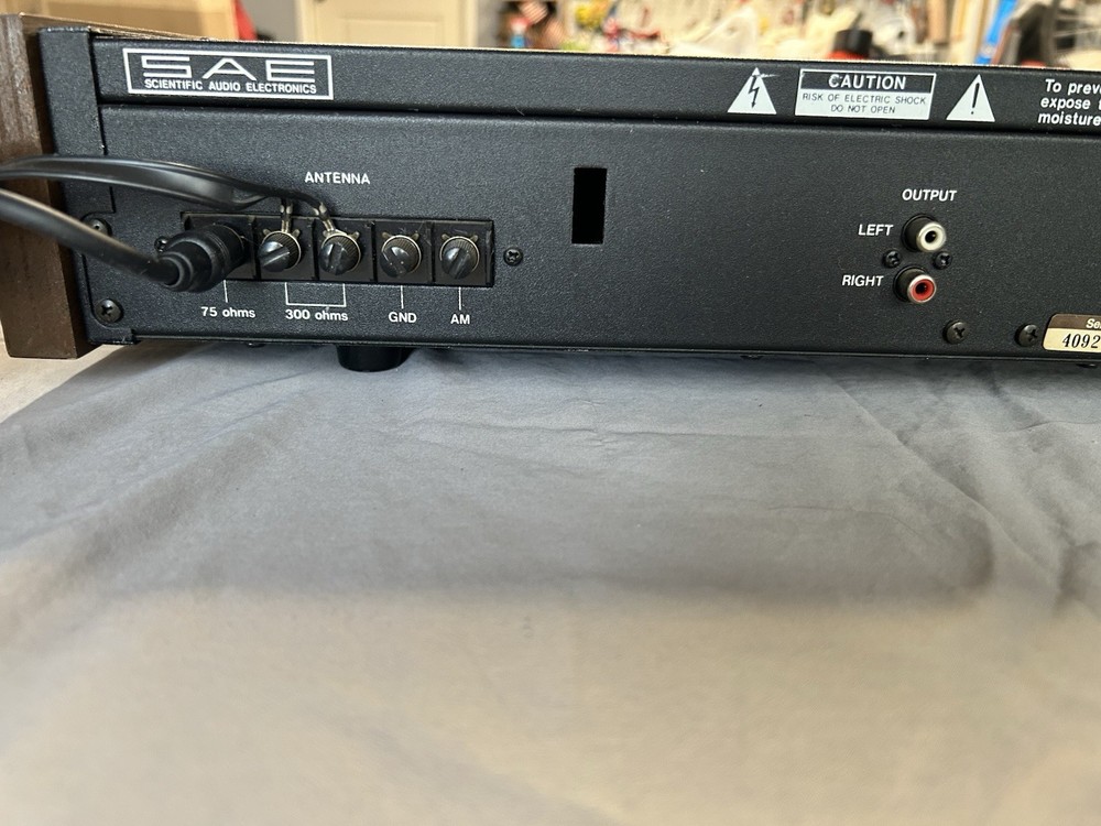 SAE T102 Computer Direct-Line Digital Tuner